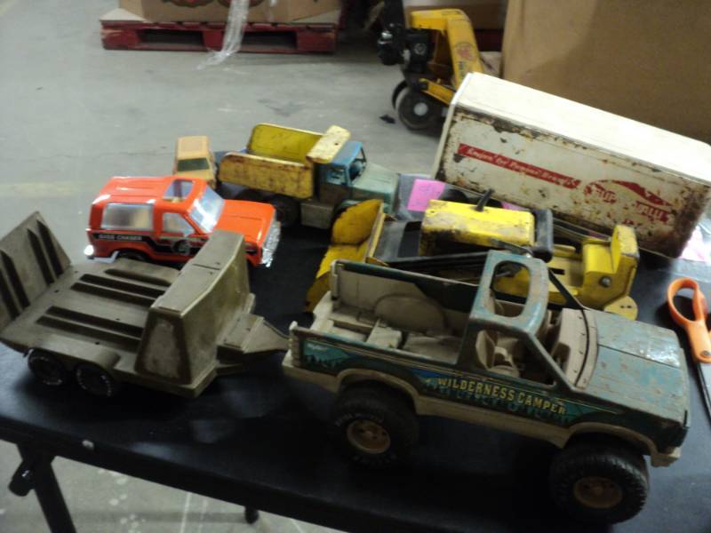 lot 46 image: Nylint, Tonka Toys and more...