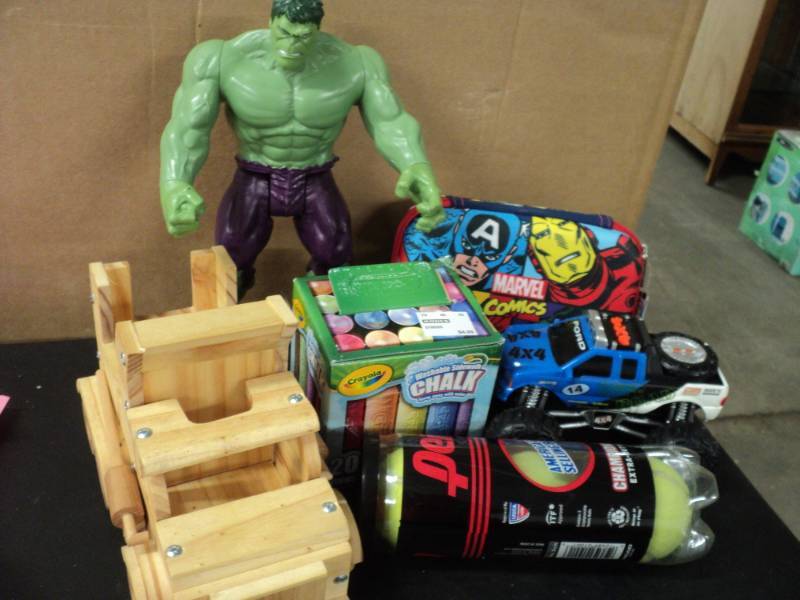lot 89 image: Toy Lot...