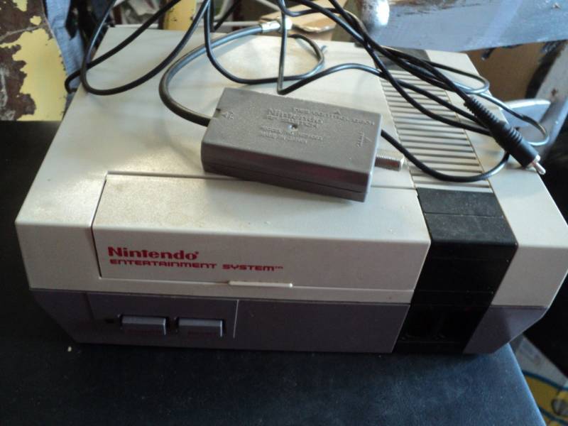 lot 158 image: Nintendo and Cords...