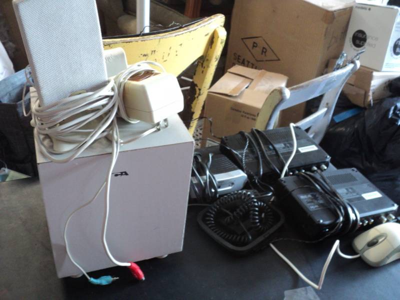 lot 168 image: Electronic Lot...