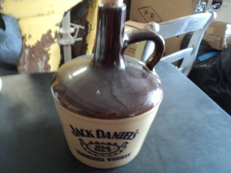 lot 180 image: Jack Daniels Jug 10 Tall...