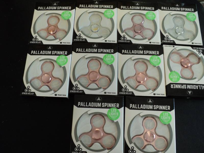 lot 185 image: Lot of 10 Palladium Spinners assor...
