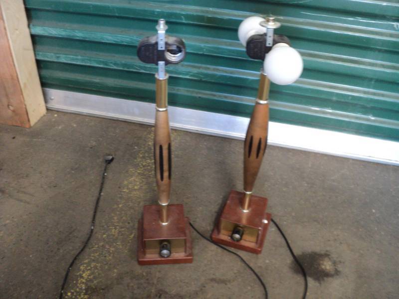 lot 192 image: Pair of Art Deco Lamps...