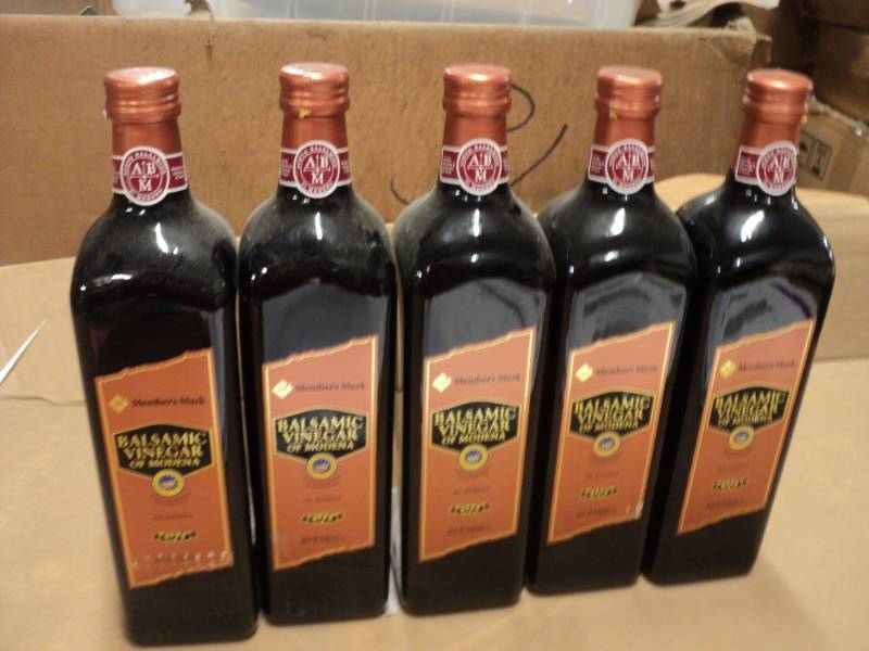 lot 229 image: Lot of 5 Bottles Balsamic Vinegar o...