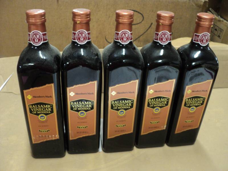 lot 232 image: Lot of 5 Bottles Balsamic Vinegar o...