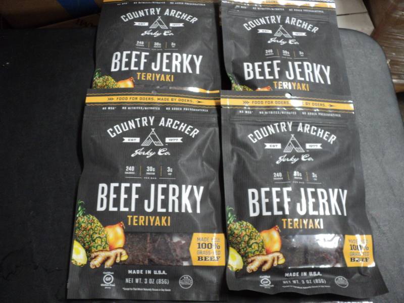 lot 287 image: 4 Bags Country Archer Beef Jerky T...