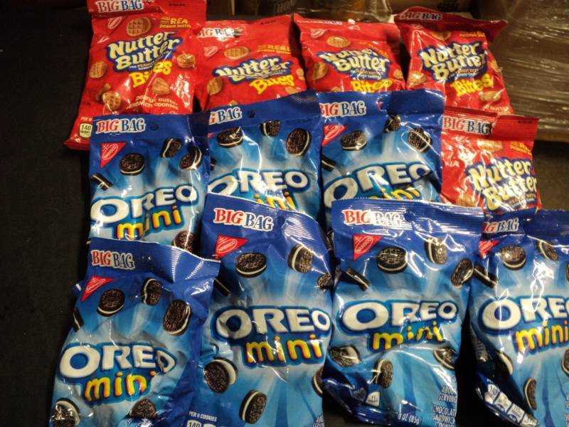 lot 293 image: Nutter Butter and Oreo Minis ...