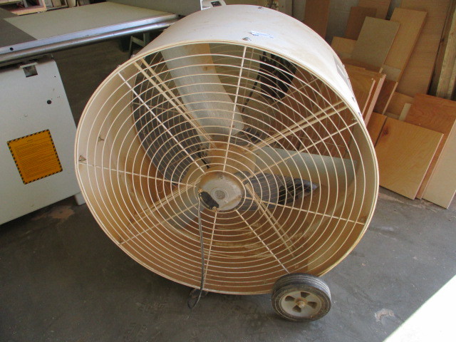 lot 15 image: Schaeffer Shop Fan