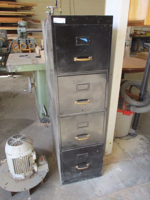 lot 17 image: File cabinet