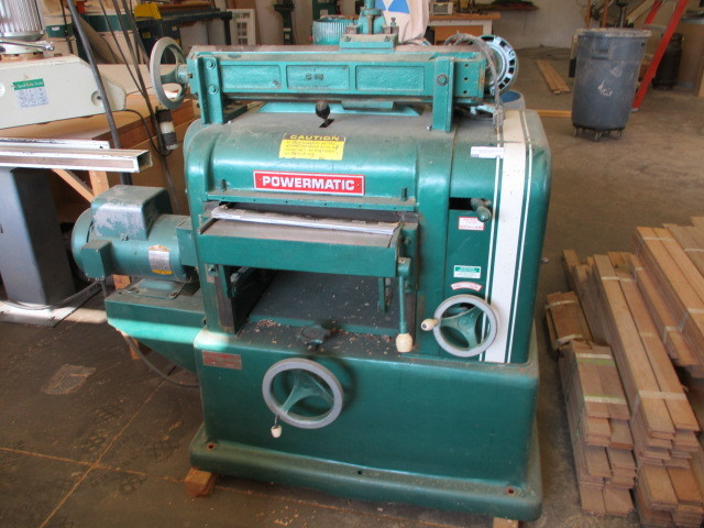lot 20 image: Powermatic Planer