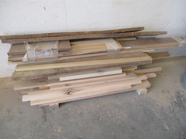 lot 67 image: Hardwood pieces