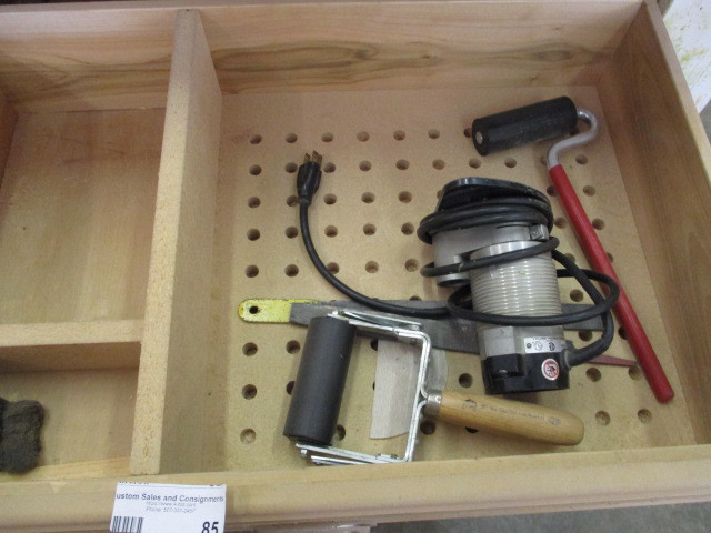 lot 85 image: Drawer contents