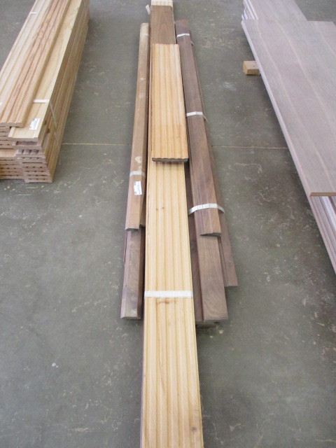 lot 92 image: Trim