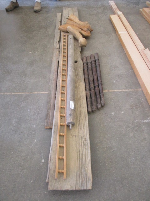 lot 97 image: Vintage Trim