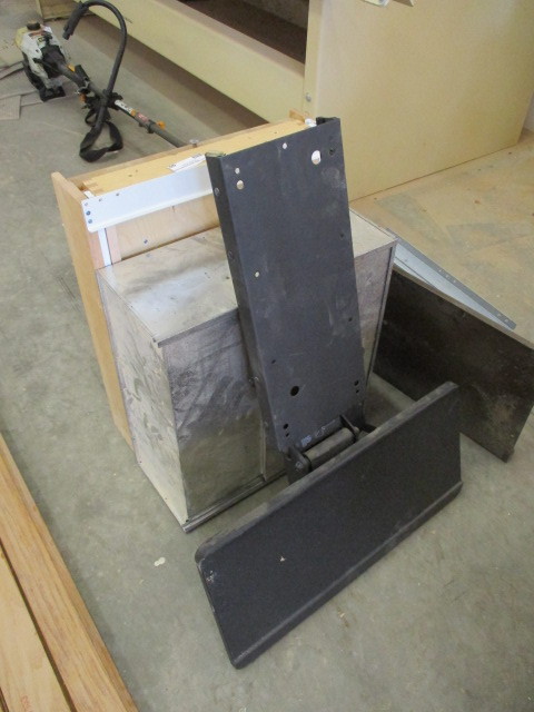 lot 99 image: Cabinet Parts