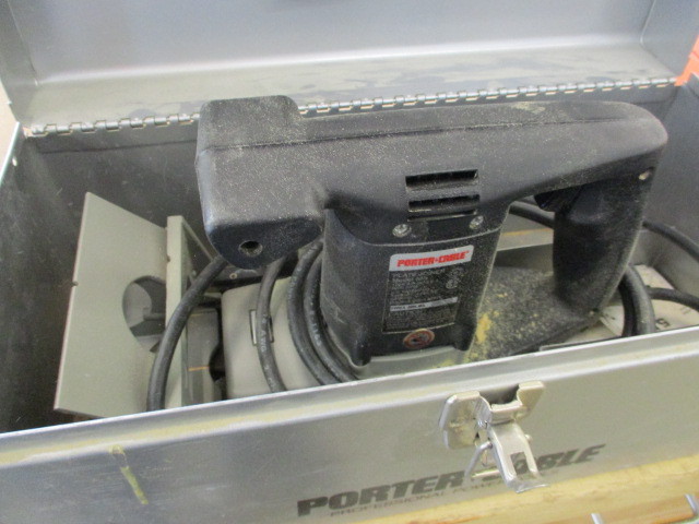 lot 142 image: Porter Cable Plate Jointer