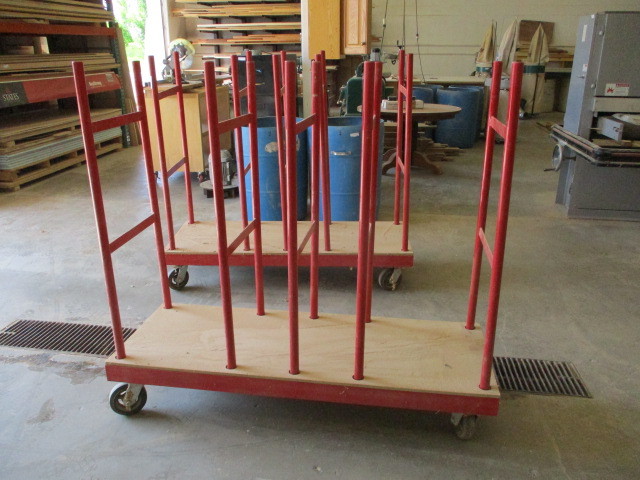 lot 153 image: Materials Cart