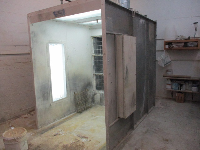 lot 166 image: Binks Paint Booth