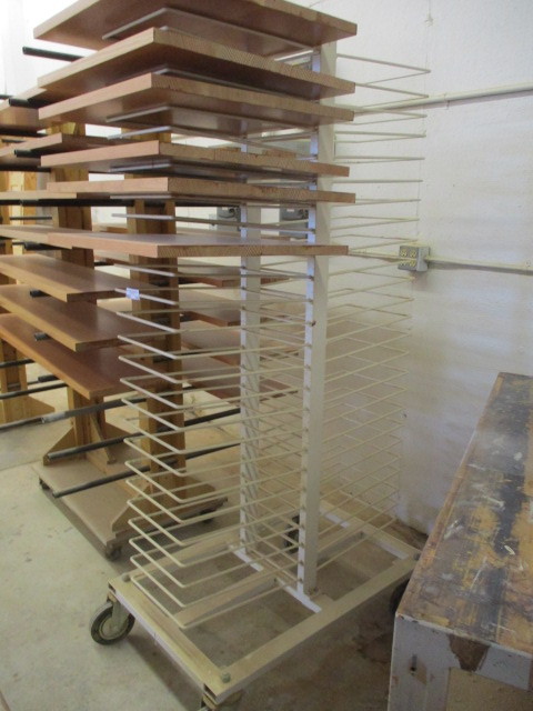 lot 176 image: Door Drying Rack