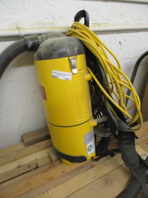 lot 183 image: Carpet Pro Vac