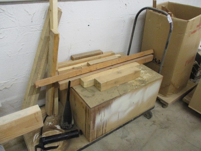 lot 184 image: Cart