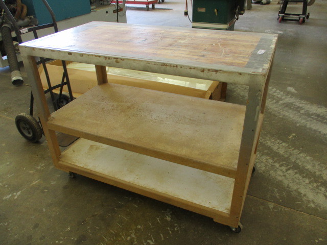 lot 194 image: Shop Cart