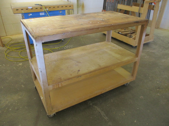 lot 195 image: Shop Cart