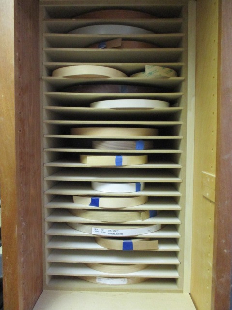 lot 199 image: Edge Banding