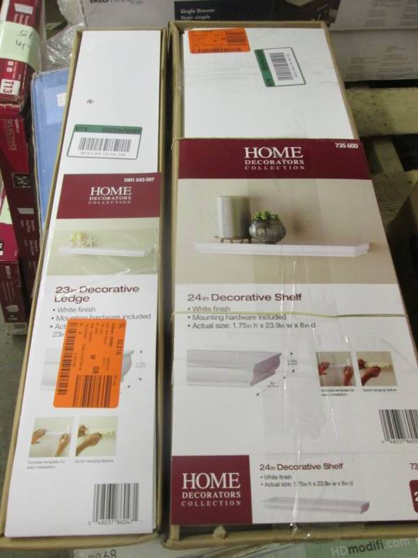 lot 17 image: Lot of 2 Decorative Shelves...