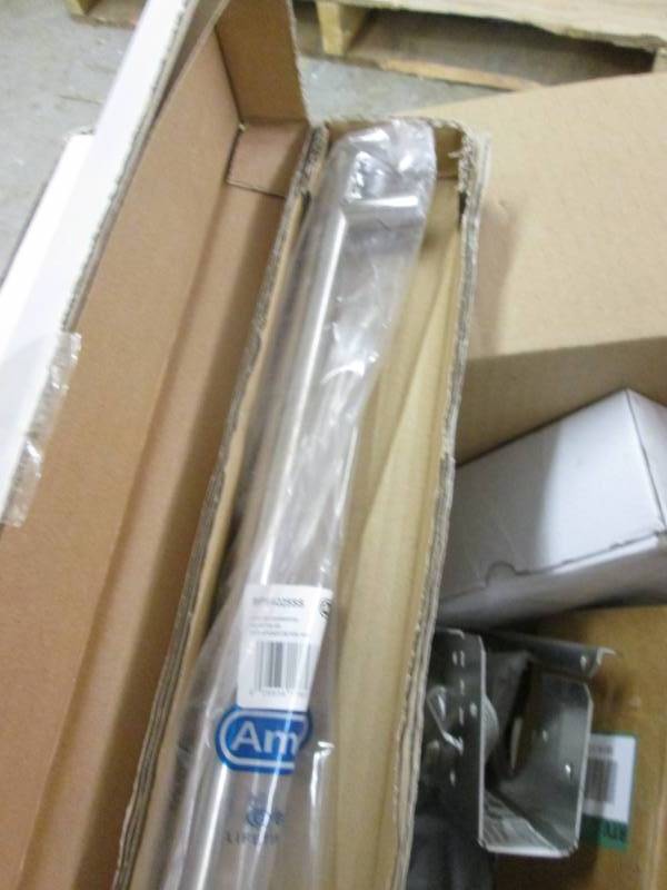 lot 31 image: Amerock Bar Pulls 18 in (457 mm) Ce...