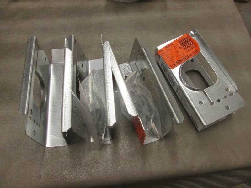lot 33 image: 4 Simpson Strong Tie HSS Galvanized...
