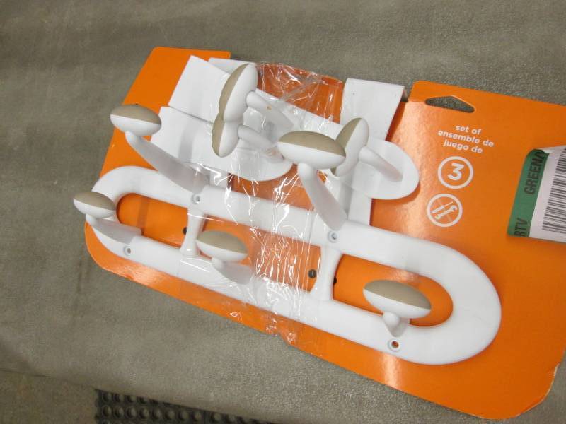 lot 49 image: neatfreak 3 pack Plastic Non-slip H...