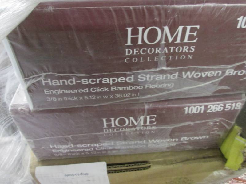 lot 57 image: 3 Cases Home Decorators Collection ...
