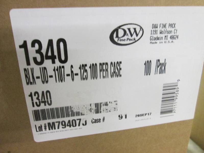 lot 141 image: Case of 100 Sets D&W Fine Pack Rigi...