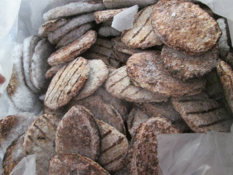 lot 175 image: 30 lb Case Frozen Pre-cooked Beef P...