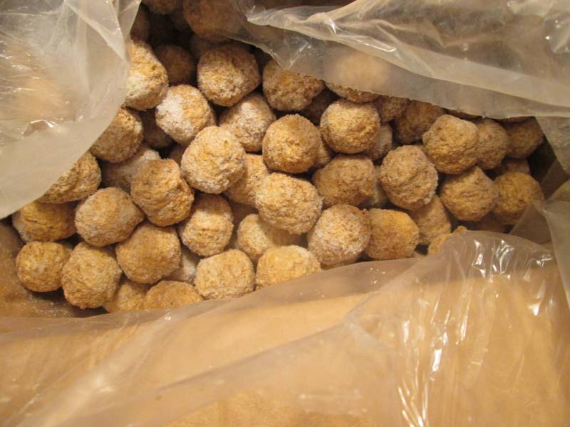lot 168 image: 30 lb Case Frozen Pre-cooked Meatba...
