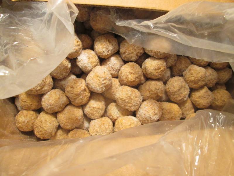lot 169 image: 30 lb Case Frozen Pre-cooked Meatba...