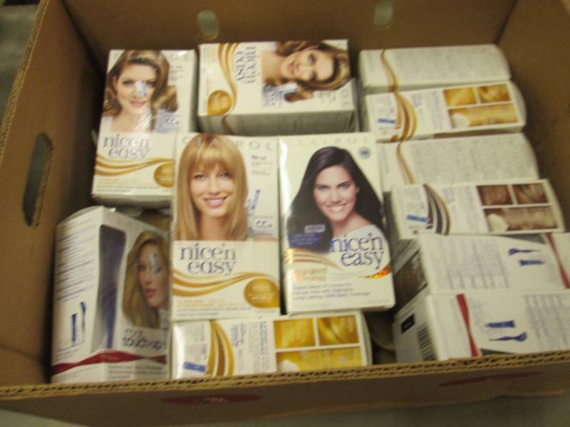 lot 186 image: 15 Boxes Assorted Clairol Nice & Ea...
