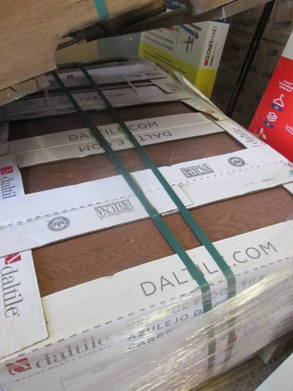 lot 209 image: 9 Cases Daltile Parkwood Parkwood C...