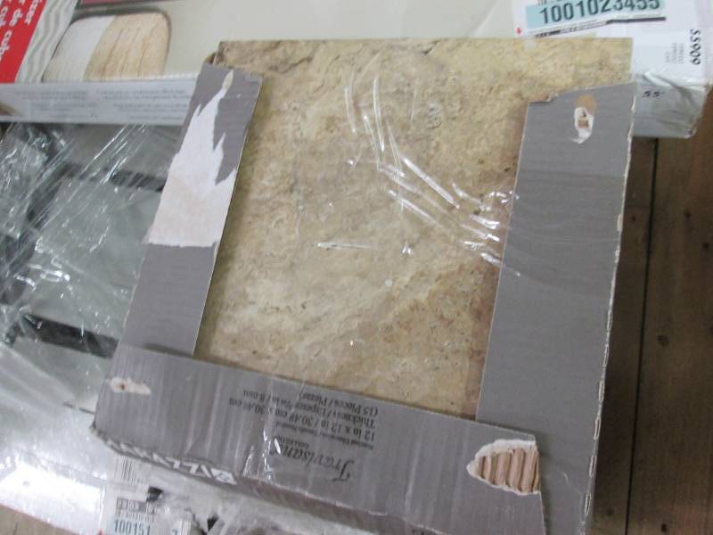 lot 228 image: 3 Cases Marazzi Travisano Navona 1...