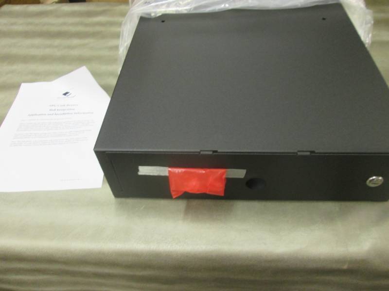 lot 234 image: Lot of 3 CPU Garage Cash Drawer In...