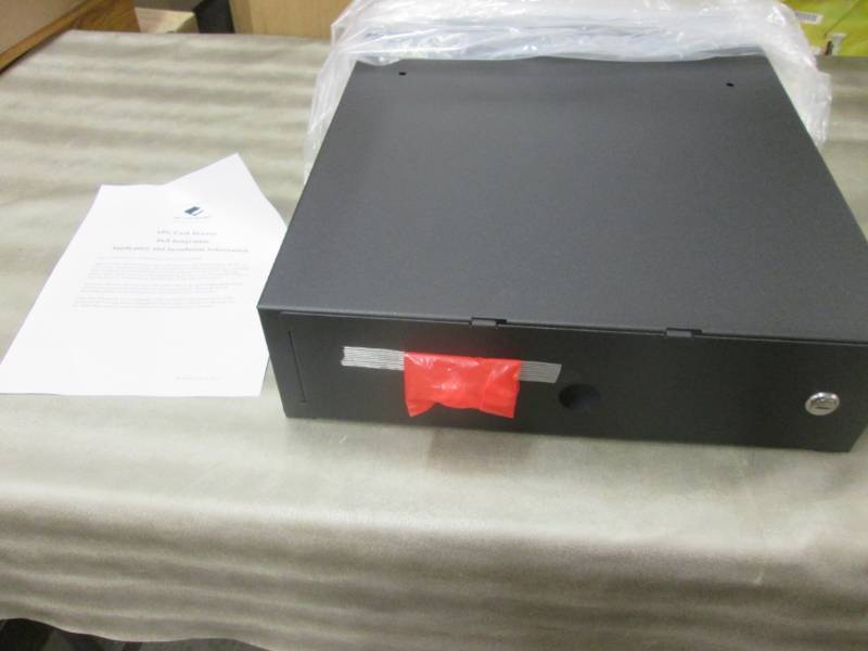 lot 235 image: Lot of 3 CPU Garage Cash Drawer In...