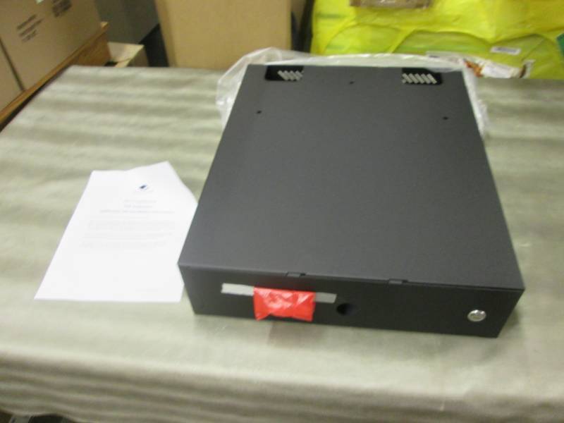 lot 236 image: Lot of 3 CPU Garage Cash Drawer In...