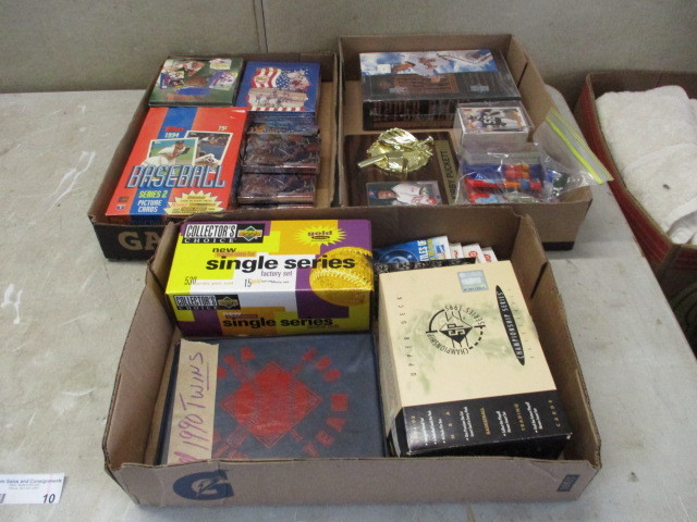 lot 10 image: Sports cards and collectibles