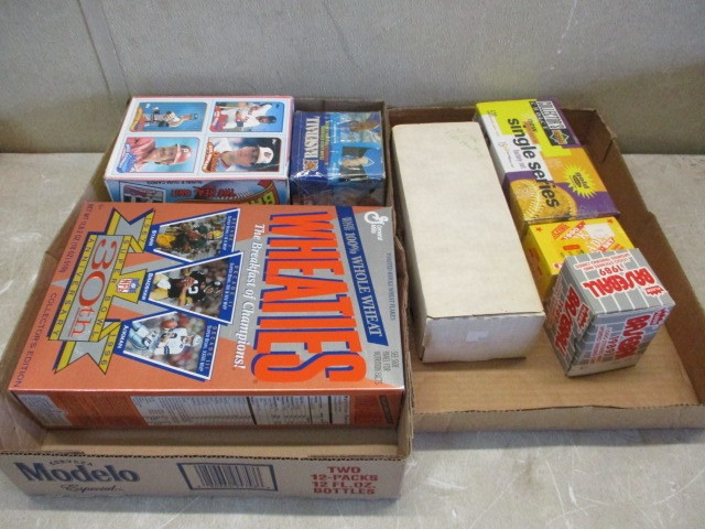 lot 91 image: Sports Cards