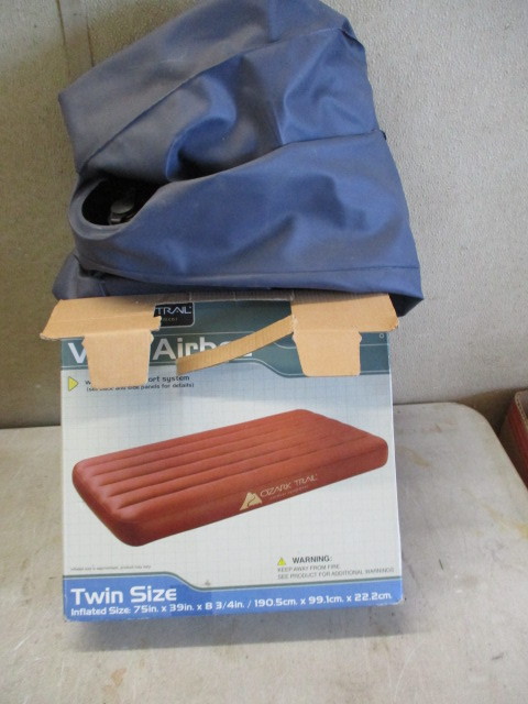 lot 111 image: Twin Air Mattress
