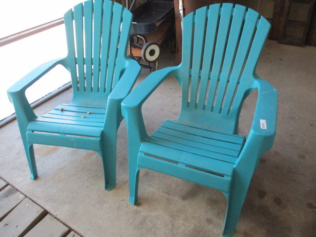 lot 112 image: Andirondak Chairs