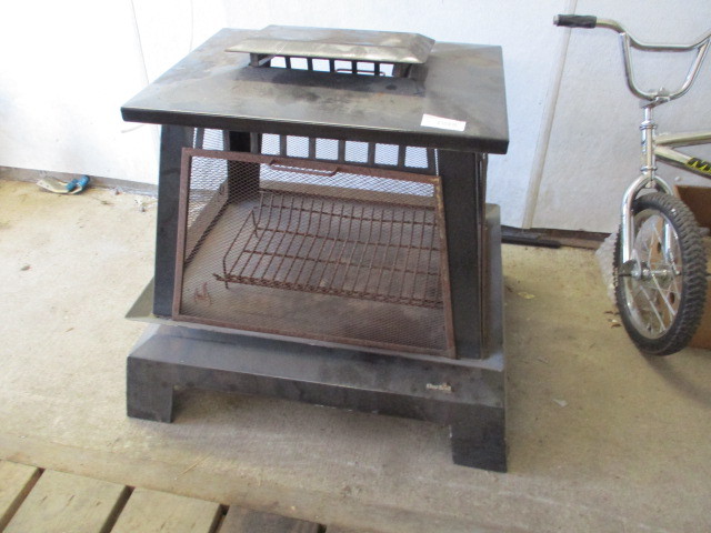 lot 116 image: Freestanding Fire Place
