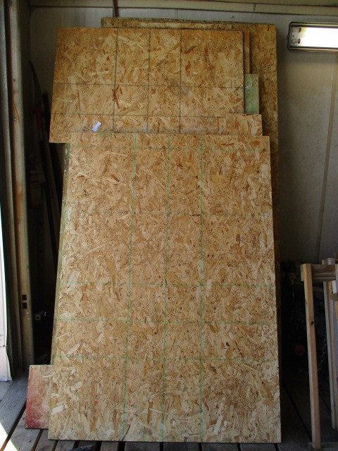 lot 125 image: OSB Plywood Pieces