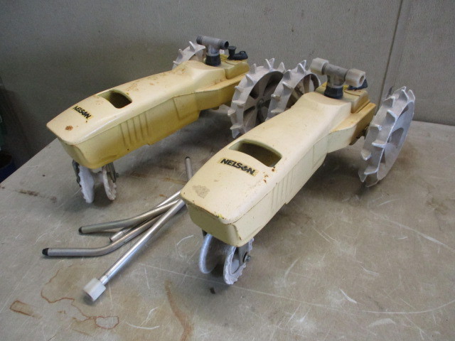 lot 141 image: Tractor Sprinklers